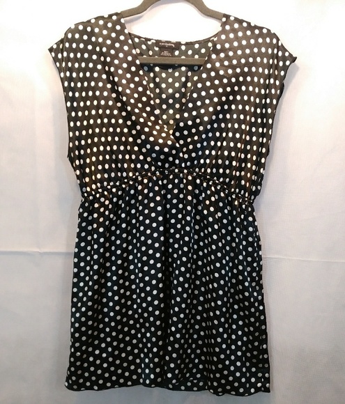 Eyeshadow Tops - EYESHADOW Black & White Polka Dot Top Size XL